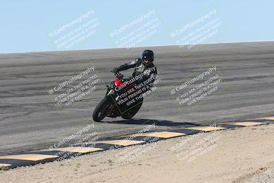 media/Oct-13-2025-Moto Forza (Mon) [[a66d839500]]/4-C Group/Session 2 (Bowl)/